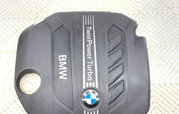 BMW 4 F32 F33 Engine cover (trim) 7810800