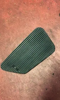 BMW 5 E34 Dash center air vent grill 1384066