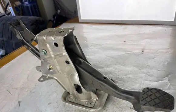 Volkswagen PASSAT B6 Brake pedal 1K1721057N 0066979926280003