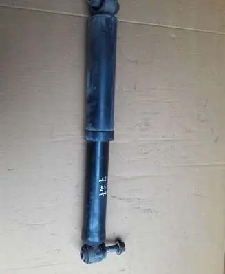 Renault Kadjar Rear shock absorber/damper 562104EA2C 17031300844