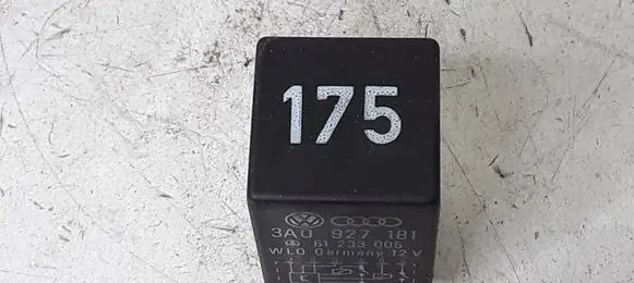 Audi A6 S6 C5 4B Other relay 3A0927181 175