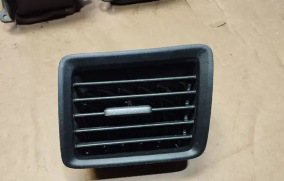Honda Civic Dashboard side air vent grill/cover trim 77615SNAA0