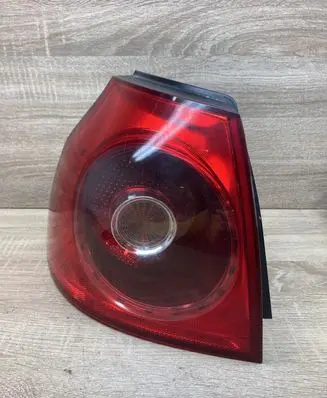 Volkswagen Golf V Rear/tail lights 1K6945095N