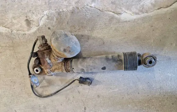 Citroen C6 Shock absorber/damper/air suspension 9661776580