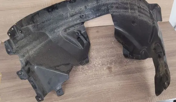 Ford Mustang VI Front wheel arch liner splash guards JR3B16A562
