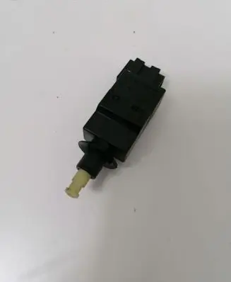Mercedes-Benz CLS C219 Brake pedal sensor switch 0015454009