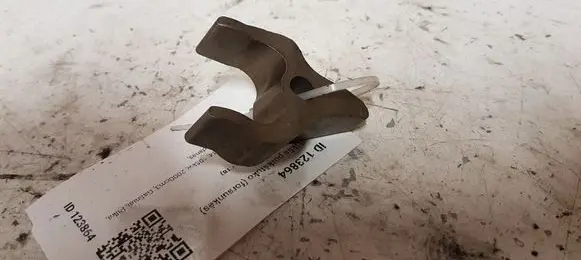BMW 3 F30 F35 F31 Fuel Injector clamp holder
