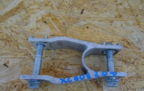 Volvo XC60 Engine mounting bracket 31339951
