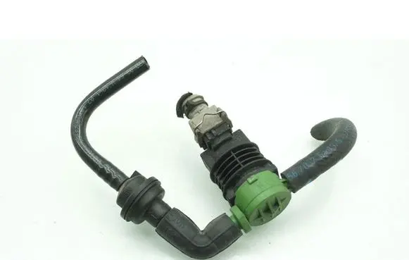 Mercedes-Benz SLK R171 Vacuum valve 0004703893
