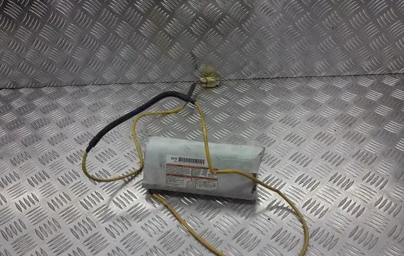 Mazda Premacy Steering wheel airbag CB7B