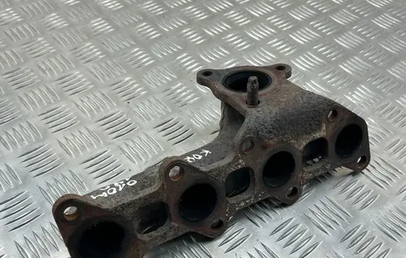 Toyota Corolla E140 E150 Exhaust manifold