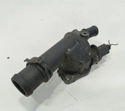 Thermostat/thermostat housing