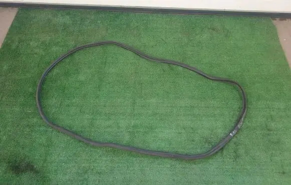 Volkswagen Golf V Trunk rubber seal (body) 1K6827705C