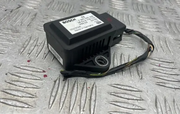 BMW 5 E60 E61 ESP acceleration yaw rate sensor 6758750 0265005266