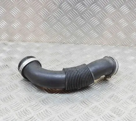 Ford Focus Air intake duct part 1072920S02 CV619C623AC