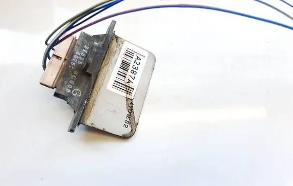 Nissan Serena Heater blower motor/fan resistor 273350C000