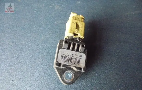 Maserati Quattroporte Airbag deployment crash/impact sensor 20123229480879