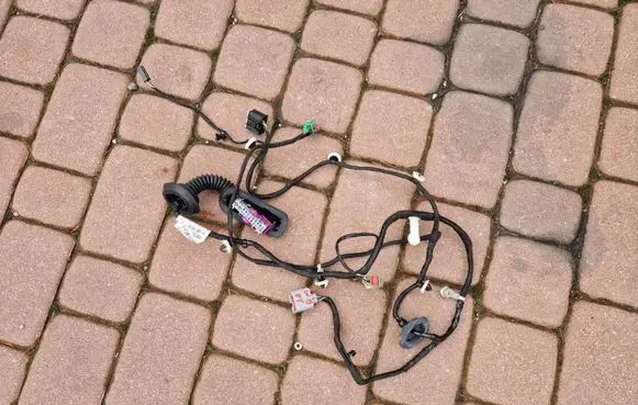 Opel Insignia B EUR ISO radio connector 39133822