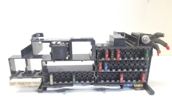 Mercedes-Benz A W168 Fuse module C2707