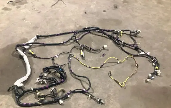 Lexus RX 330 - 350 - 400H Right interior wiring harness 