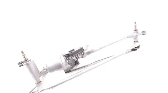 Lexus CT 200H Front wiper linkage and motor CPLA17500BD