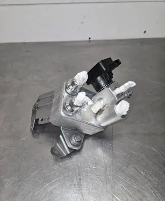 Mercedes-Benz GLC C254 Air conditioning (A/C) air dryer A2548302703