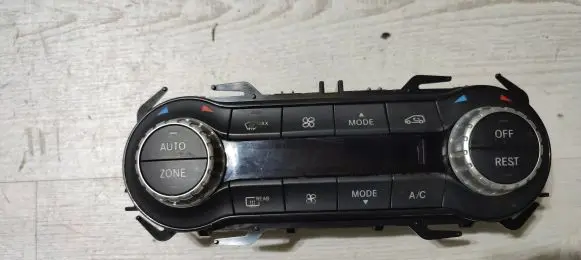 Mercedes-Benz CLA C117 X117 W117 Climate control unit A2469002408 5HB01044804 A2469010805
