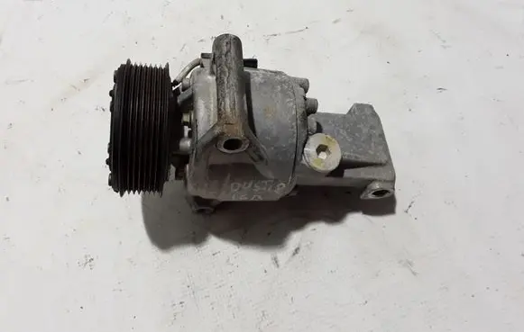 Dacia Duster II Air conditioning (A/C) compressor (pump) 926005689R