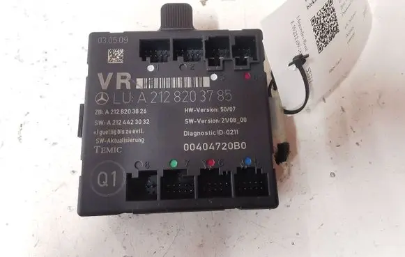 Mercedes-Benz E W212 Door control unit/module A2128203785 A2128203826