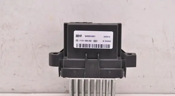 Chrysler Town & Country V Heater blower motor/fan resistor F011500092