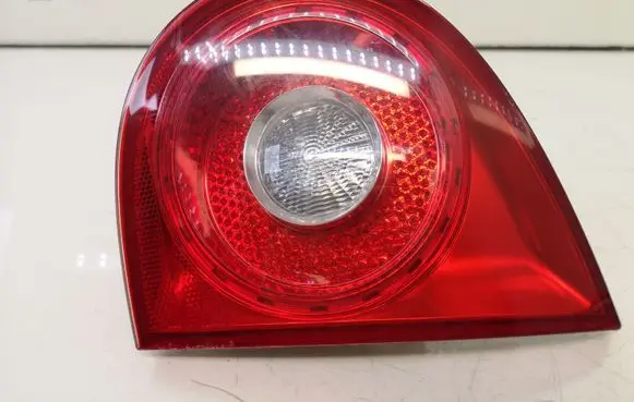 Volkswagen Golf V Tailgate rear/tail lights 1K6945094E 1K6945259