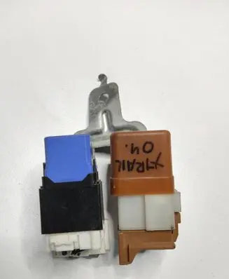 Nissan X-Trail T30 Other relay 25230 79964 405220