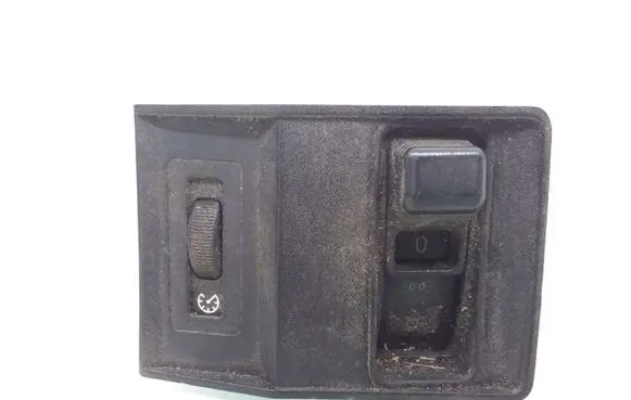 BMW 5 E34 Light switch 8110497