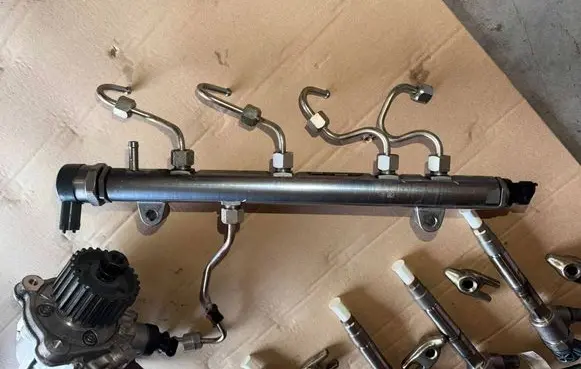 Iveco Daily 6th gen Fuel main line pipe 0445214248