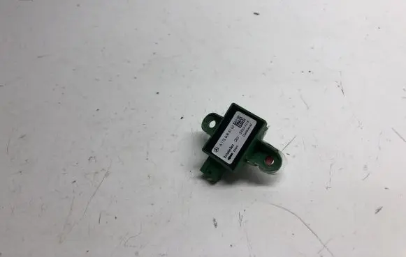 Mercedes-Benz E W212 Airbag deployment crash/impact sensor A1729056100