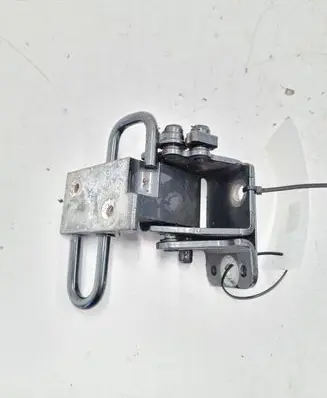 Audi A6 S6 C6 4F Rear door lower hinge 8E0833411E