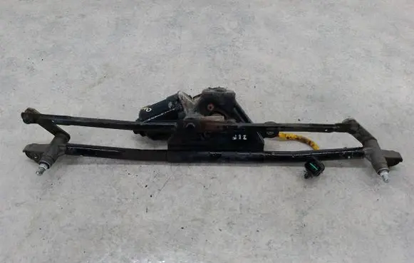 Hyundai Santa Fe Front wiper linkage 9811026100