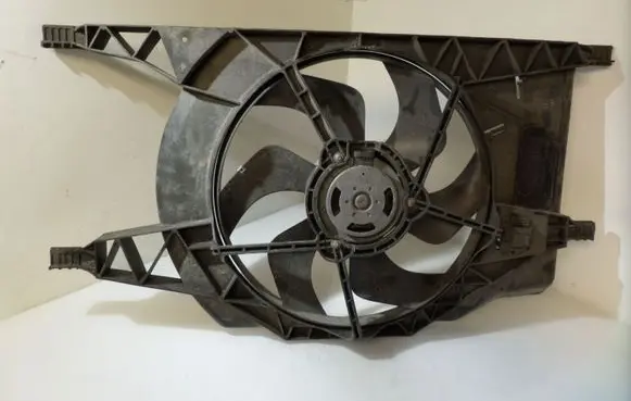 Renault Laguna II Fan set 8200025635