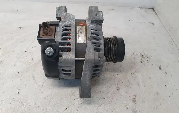 Toyota RAV 4 (XA40) Generator/alternator 2706037210