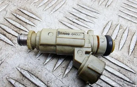 Hyundai i10 Fuel injector 3531004000