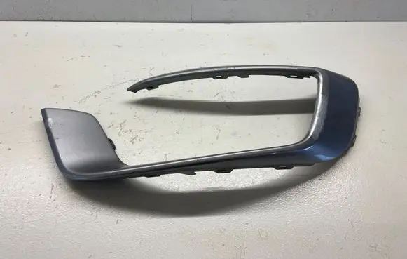 Renault Megane III Front bumper lower grill 261a38290r