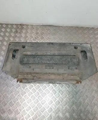 Mitsubishi Pajero Front bumper skid plate/under tray 