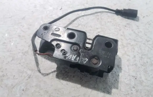 Skoda Octavia Mk2 (1Z) Tailgate/trunk/boot lock/catch/latch