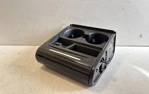 BMW X6 F16 Cup holder front 9315332 9315333 9251973