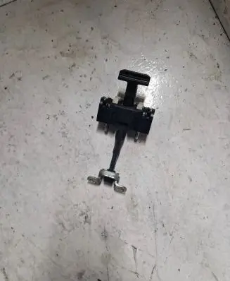 Alfa Romeo 159 Front door check strap stopper 60690659