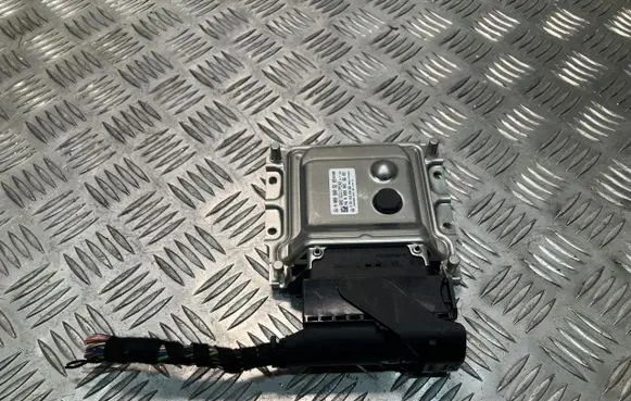 Mercedes-Benz C W205 Adblue control unit A0009009209