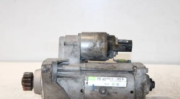 Volkswagen PASSAT CC Starter motor 02E911023Q