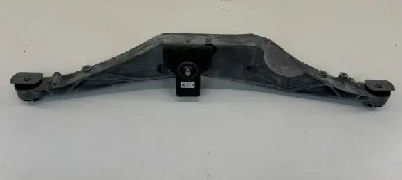 Mini Cooper Countryman F60 Rear differential/diff mount bracket 6852896 6868778