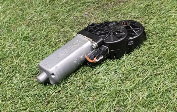 Seat adjustment motor