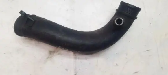Volvo XC90 Intercooler hose/pipe 30714480